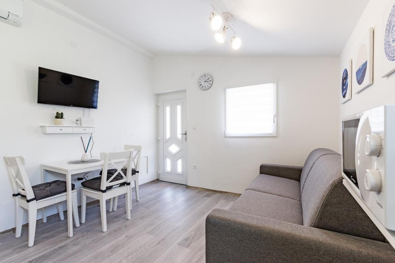 Holiday Apartment Near The Beach Fažana Екстериор снимка