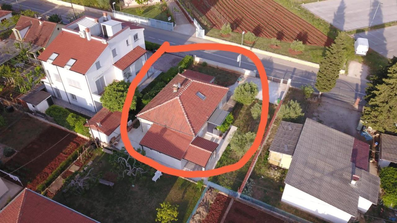 Holiday Apartment Near The Beach Fažana Екстериор снимка