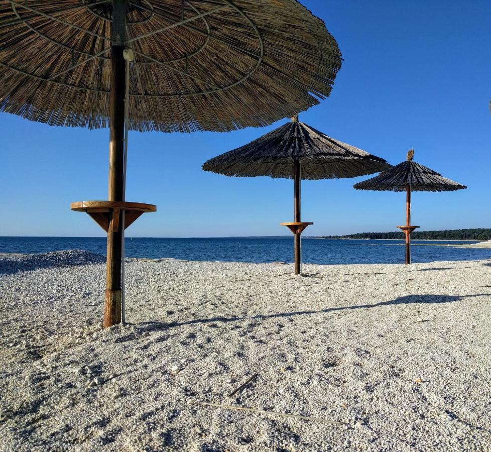 Holiday Apartment Near The Beach Fažana Екстериор снимка